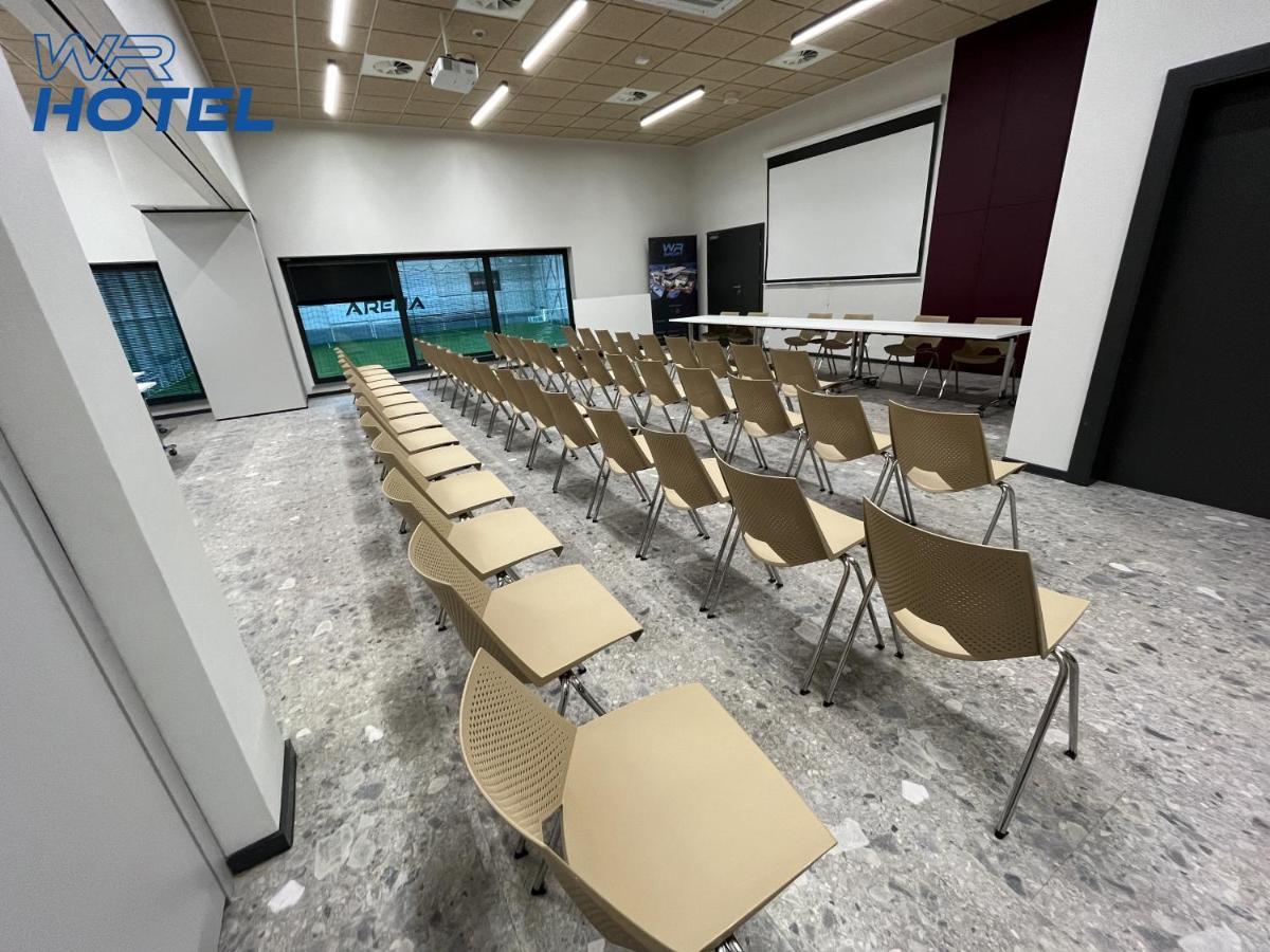 Wr Sport Hotel & Spa - Centrum Sportu I Rozrywki Свилча Екстериор снимка