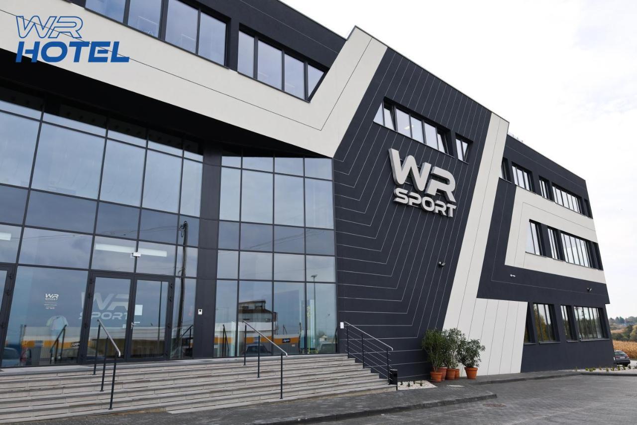 Wr Sport Hotel & Spa - Centrum Sportu I Rozrywki Свилча Екстериор снимка