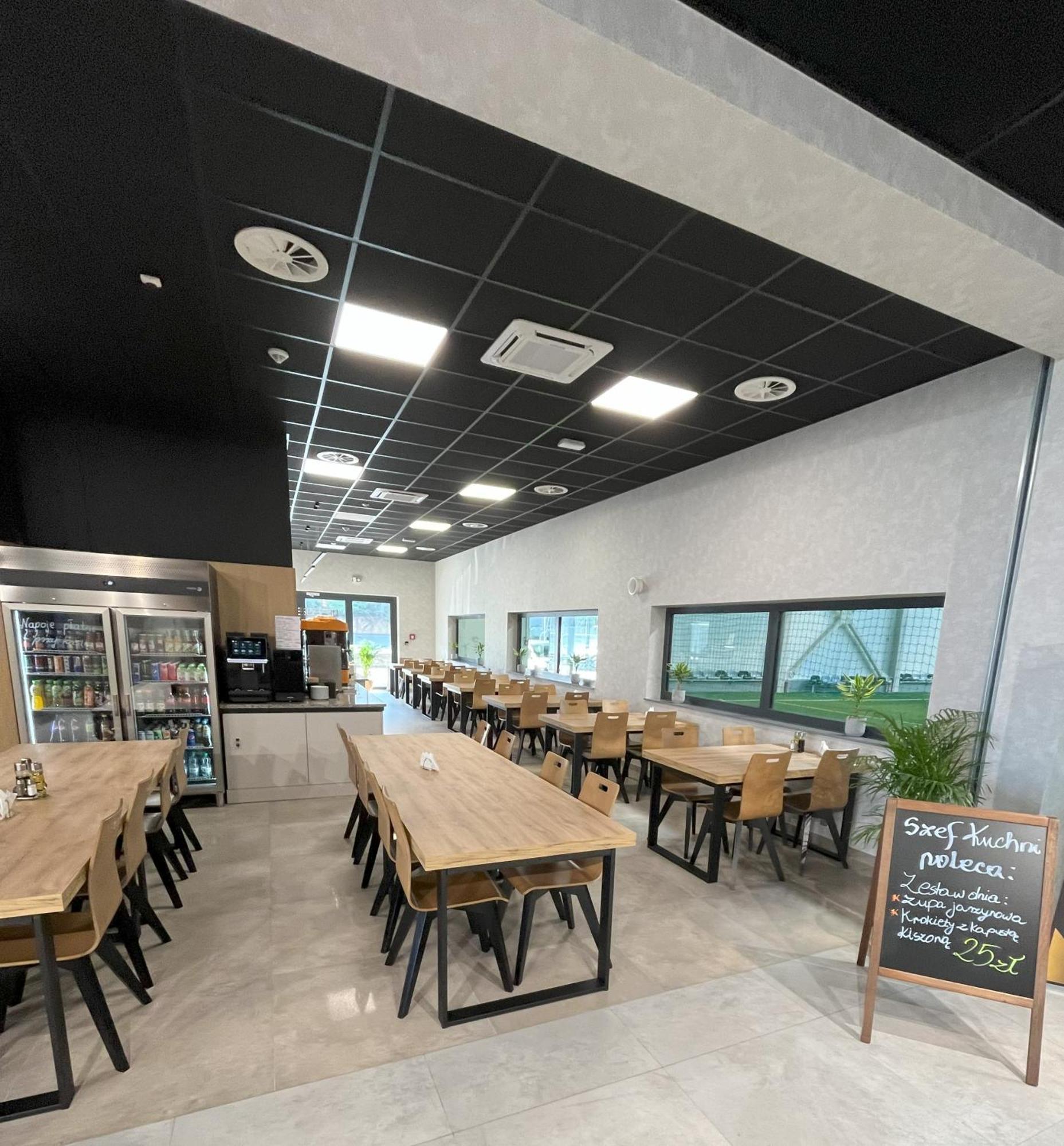 Wr Sport Hotel & Spa - Centrum Sportu I Rozrywki Свилча Екстериор снимка